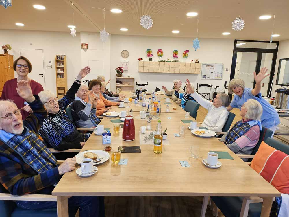 hospital-zum-heiligen-geist-mettnau-raum-esstisch-spass